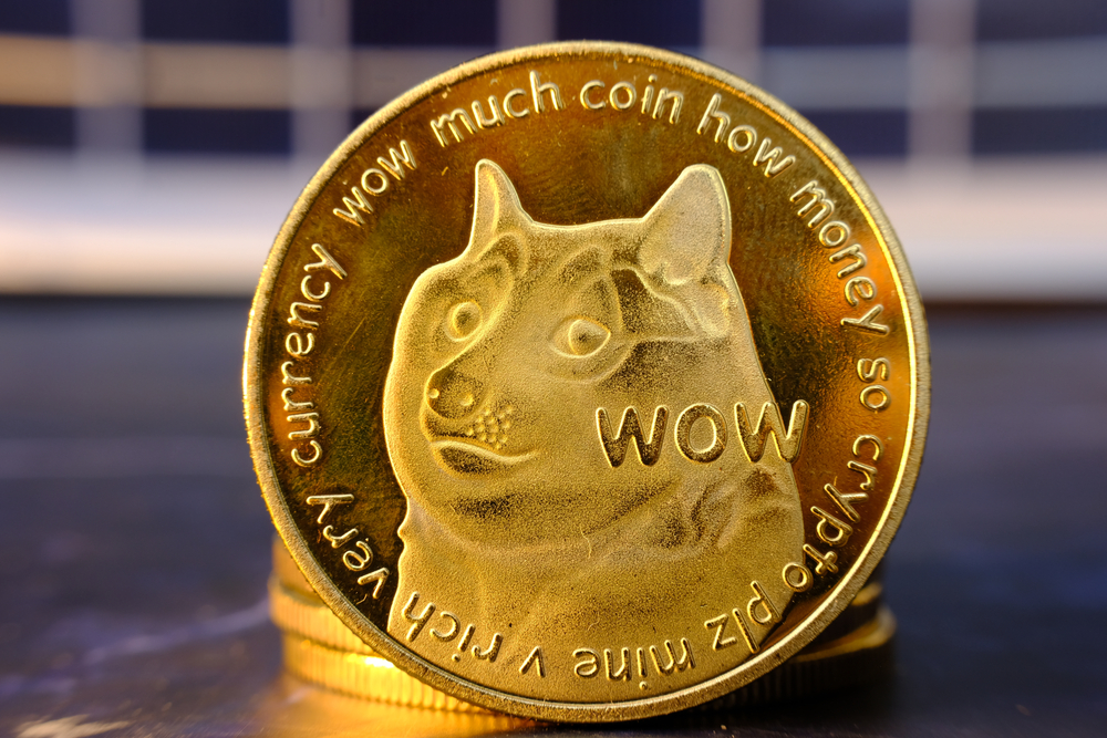 HUH Token and Dogecoin Rise as Ethereum And Shiba Inu Dips